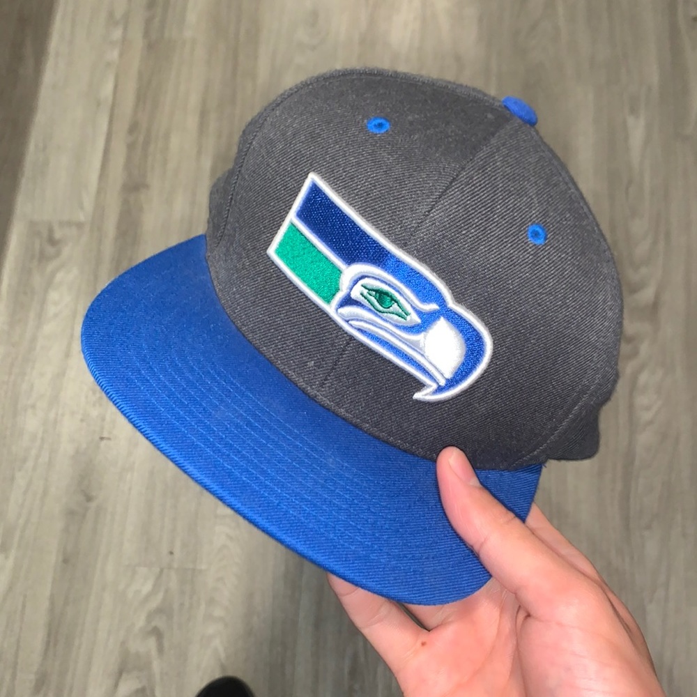 Mitchell & Ness Seahawks flat bill hat!